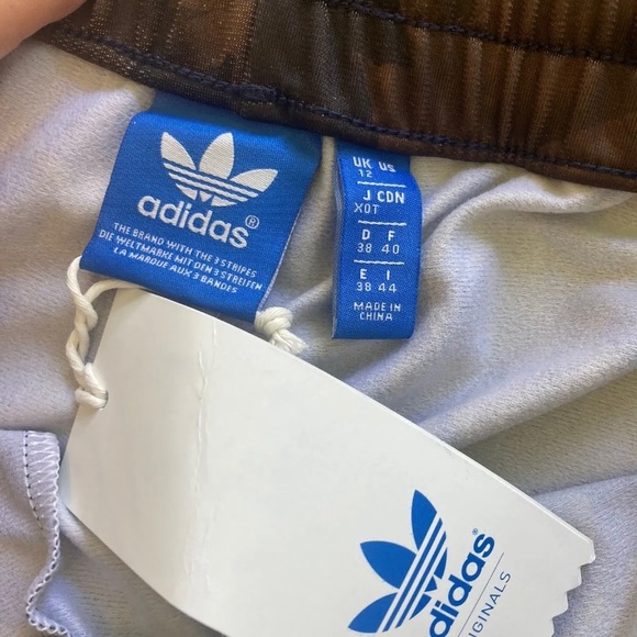 Adidas BNWT wide leg slouchy all over leaf camo pantaloon pants size 12 RARE - Picture 9 of 10